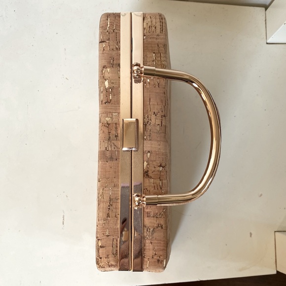 3/ $30 mix and match top handle bag - Picture 4 of 5